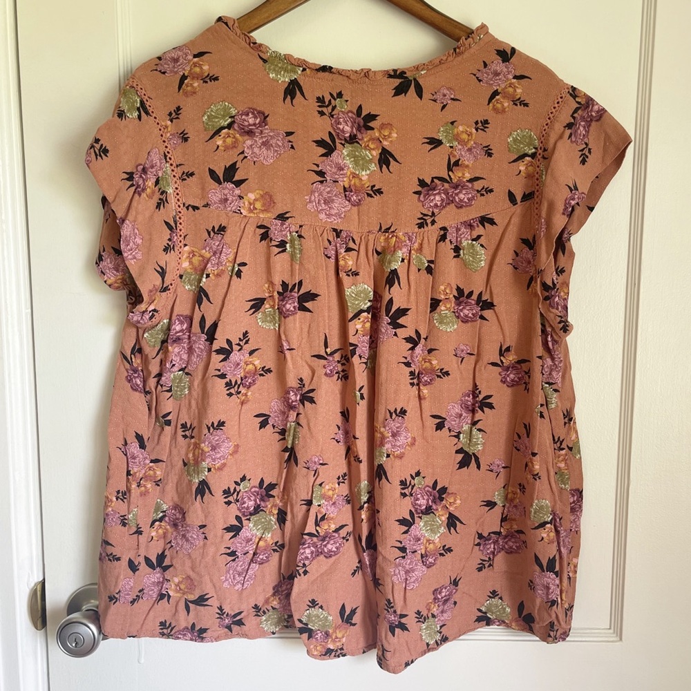 Buffalo David Bitton Mauve Floral Print Short Sleeve Blouse - Picture 3 of 3